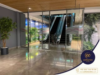 Estherian Clinic Lux Building Corridor
