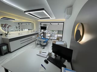 Mira Clinic Operation Room Angle View