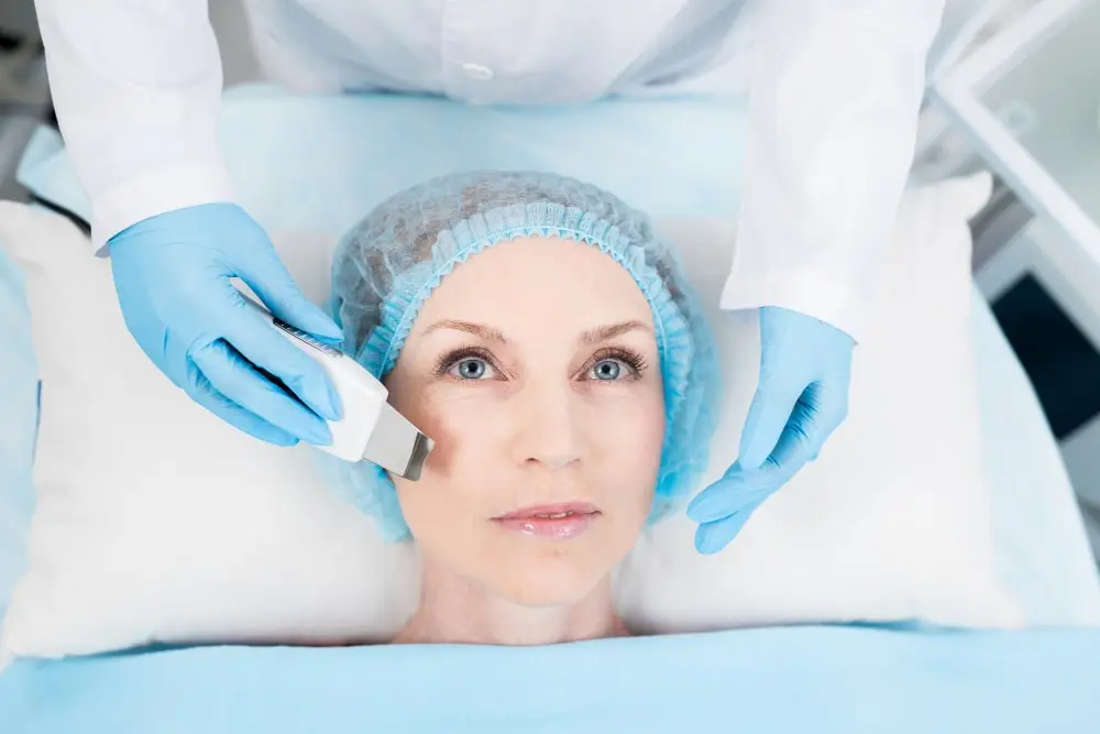 Facial treatment in plastic surgery